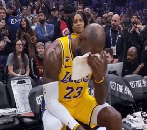 别忘了你在,库里神话中,的角色,万博体育,ManBetX,万博体育网址,万博app,万博官网,万博集团