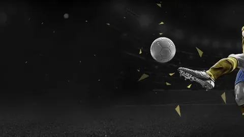 南方多地气温异常升高，明日冷空气携雨雪大风来袭降温